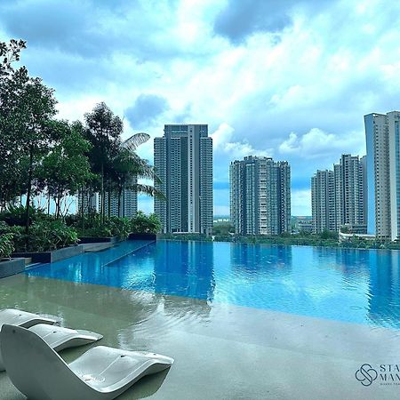 The Elysia Suites Nusajaya  Ngoại thất bức ảnh